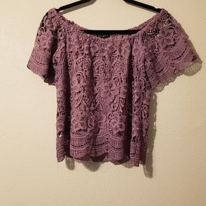 Off shoulder lace shirt